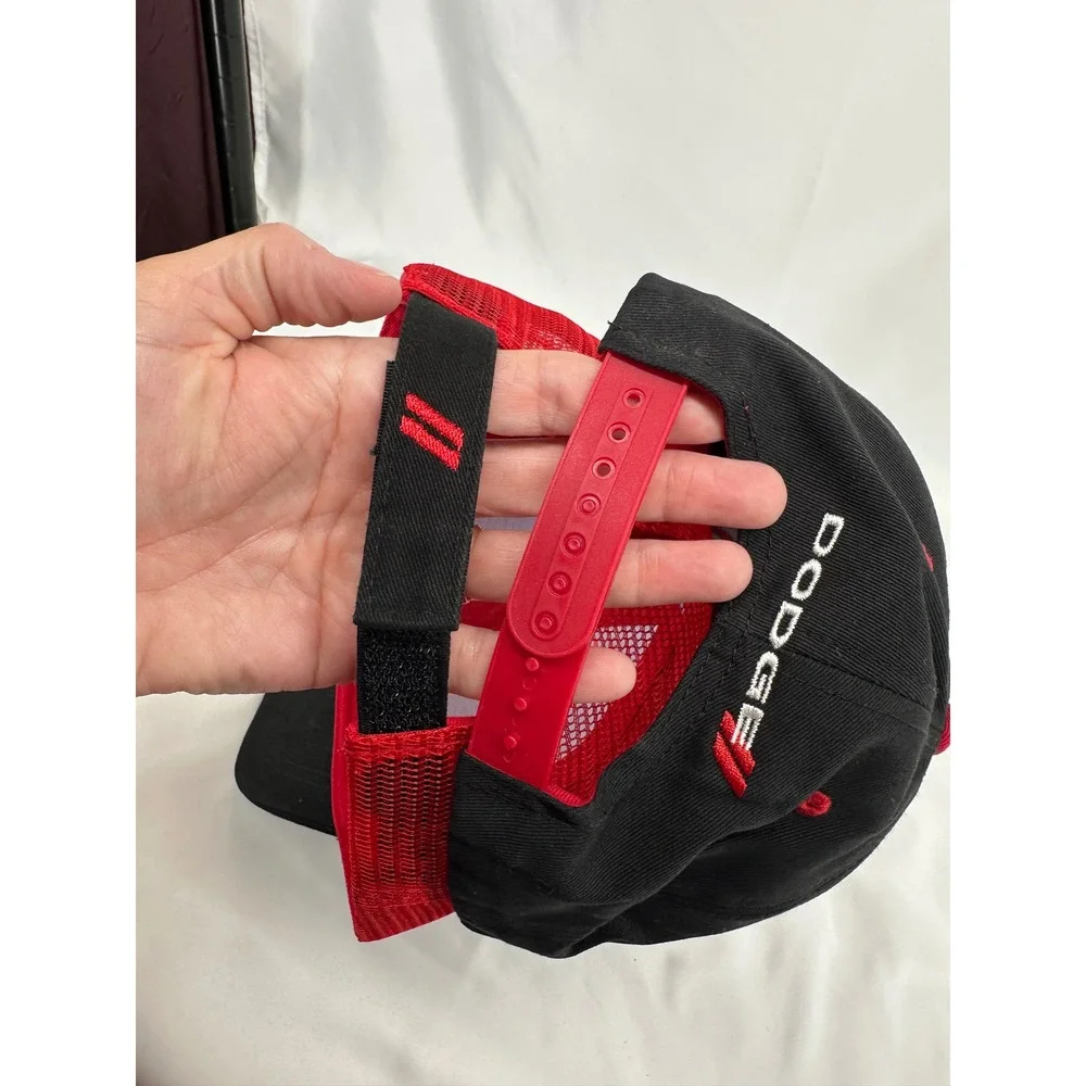 Dodge SRT Hellcat Hats Men OSFM Black Red Lot of 2 Racing Trucker Snapback Caps